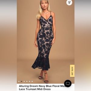 NWT Lulus wedding guest lace dress